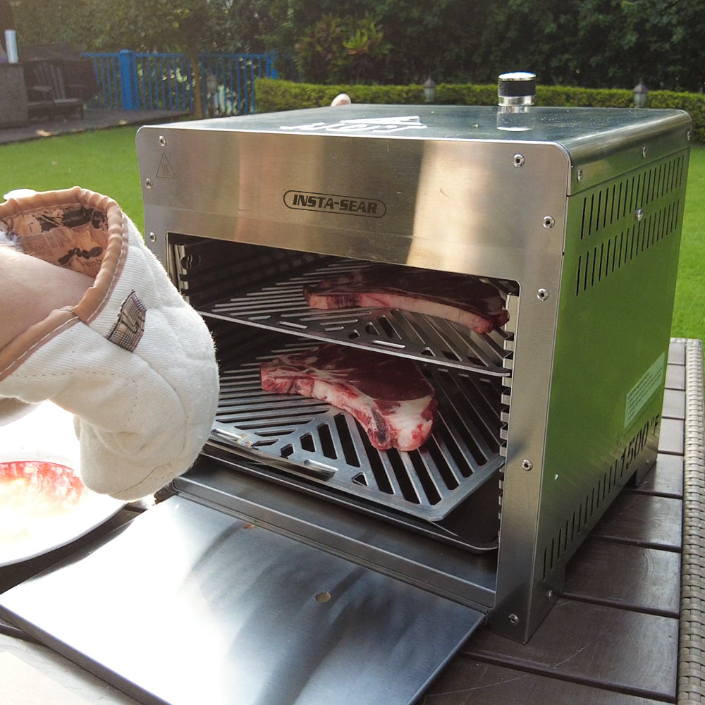 Outdoor Portable Infrared Propane Gas Grill, Tabletop Cooking Steak Grill 15 in. Stainless Steel with Cooking Grid